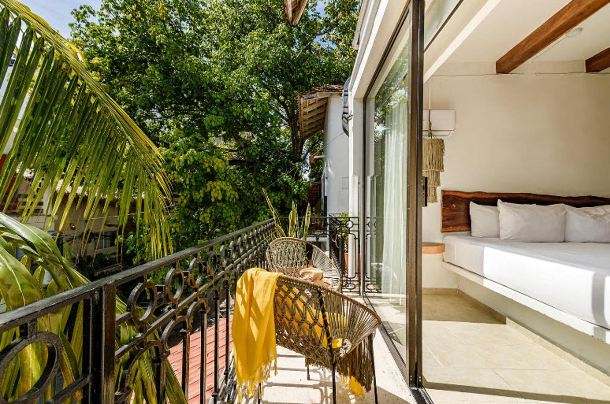5TH AVE WITH PARKING Caribbean Paradise Boutique Hotel by BFH Playa del Carmen Extérieur photo