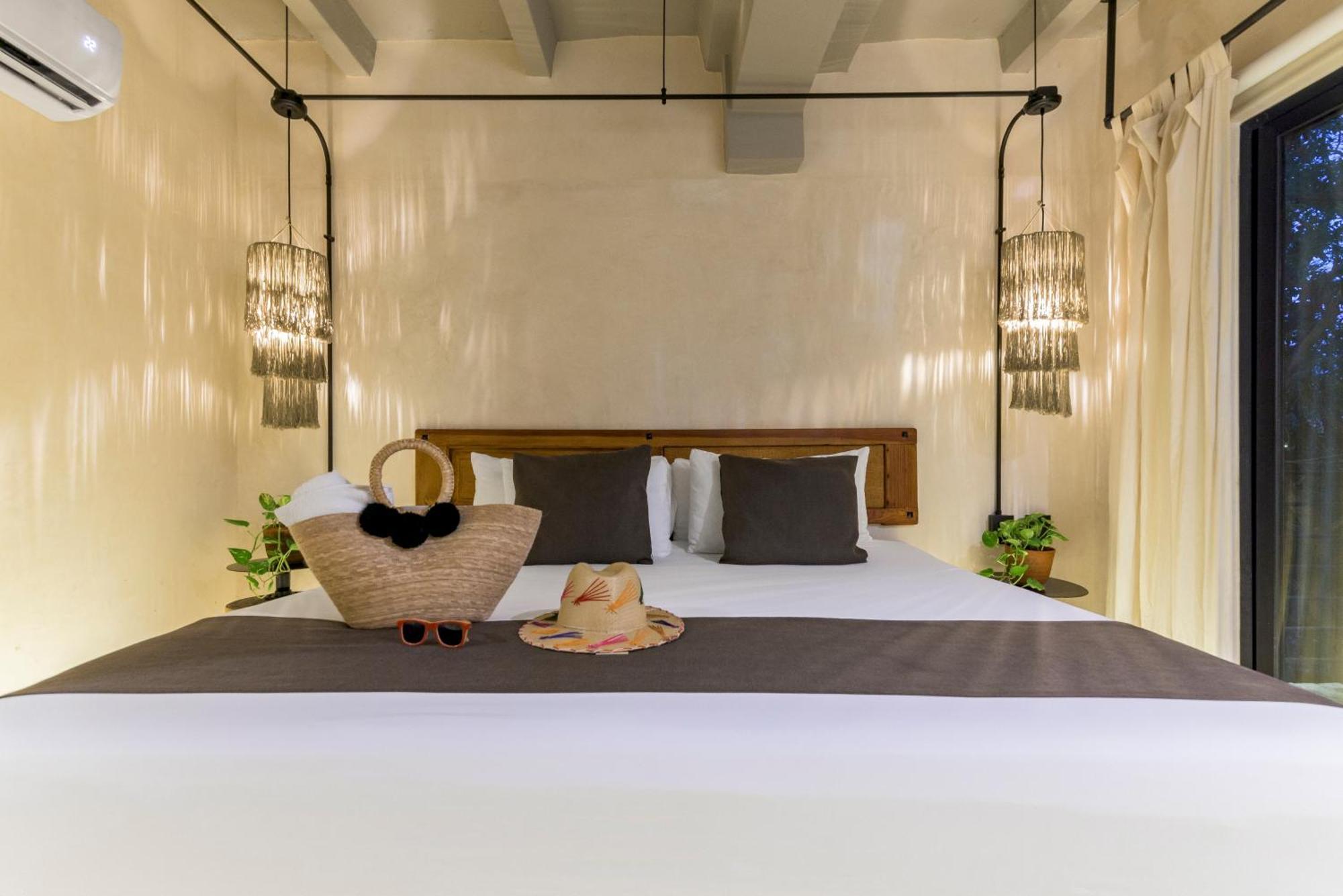 5TH AVE WITH PARKING Caribbean Paradise Boutique Hotel by BFH Playa del Carmen Extérieur photo